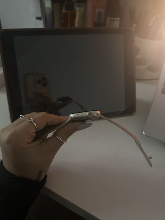 APPLE WATCH SERIE 8+ ipad 7º geracao preto 32GB