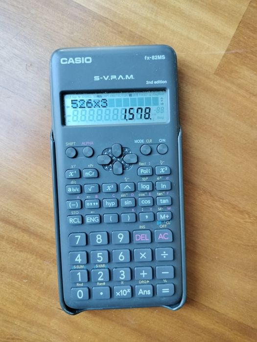 Calculadora Científica Casio fx-82MS 2nd Edition - Como Nova