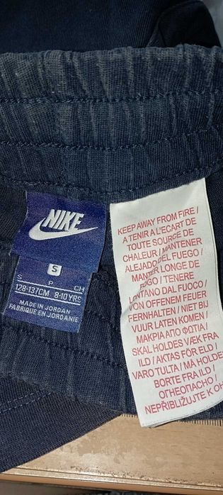 Spodenki Nike granatowe, r. 128, 8-10 lat, 100% bawełna