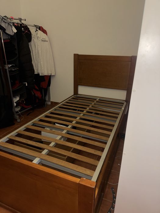 Cama de solteiro