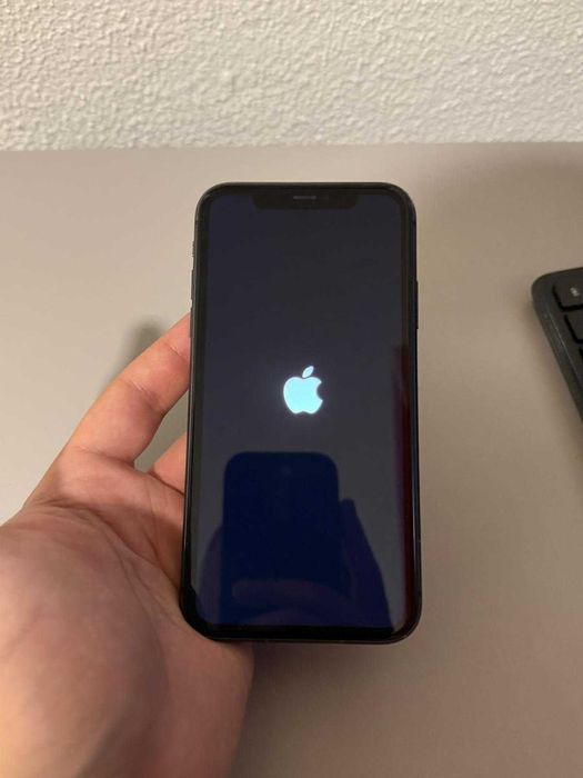 Iphone 11 em bom estado