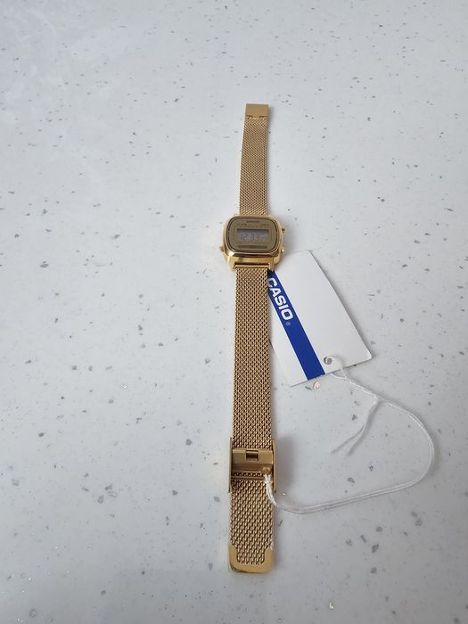 Жіночий годинник CASIO LTP-B150L-7B1EF