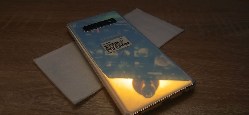 Samsung s10+ стан 9,5 128/8