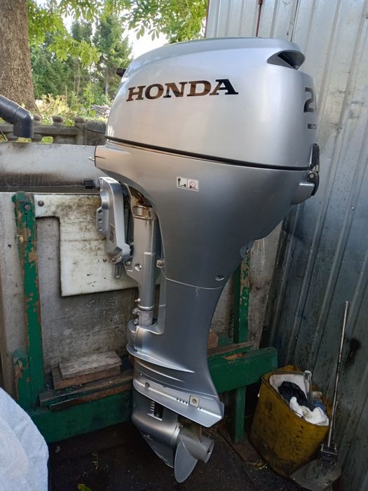 Silnik zaburtowy honda 20 km