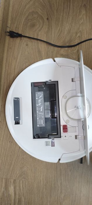 Робот пилосос  Deebot n8