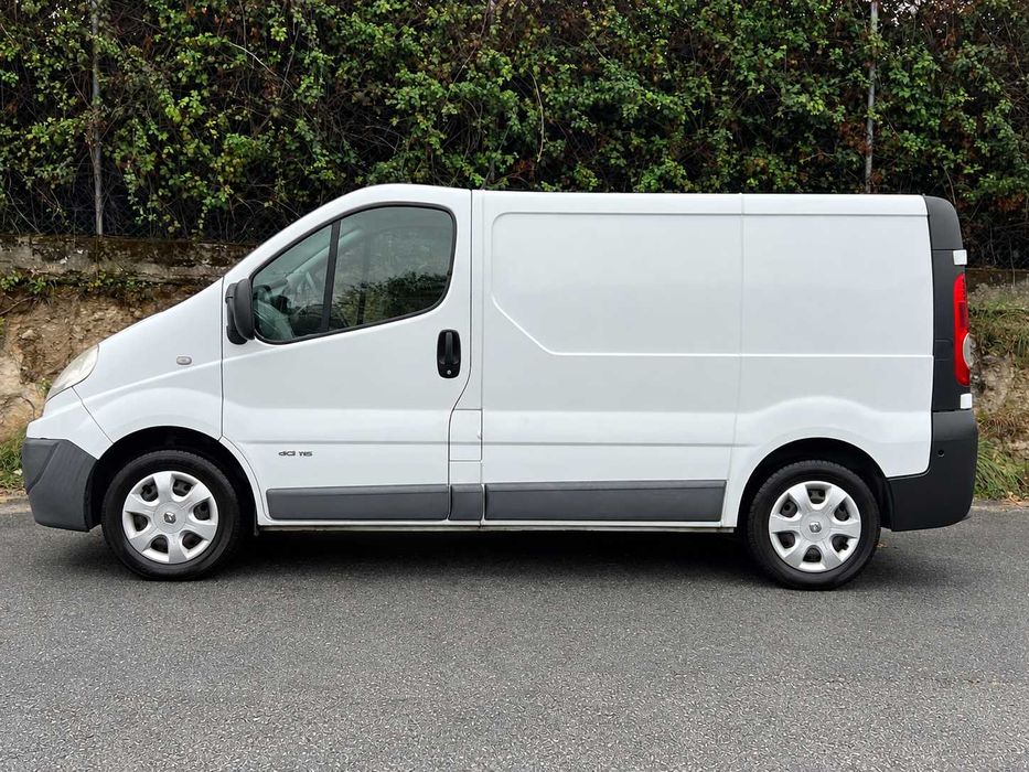 Renault Trafic 2.0 DCI Nacional 3 lugares