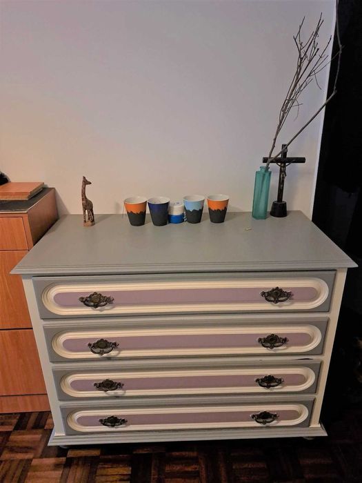 mobília de quarto em madeira maciça