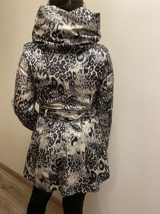 Płaszcz w panterke