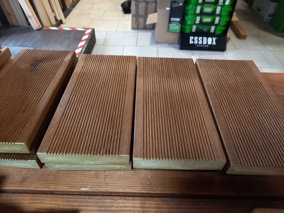 Deska tarasowa sosna impregnowana ciśnieniowo 28x120mm