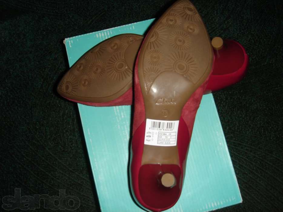 Новые стильные туфельки Clarks Dolphin