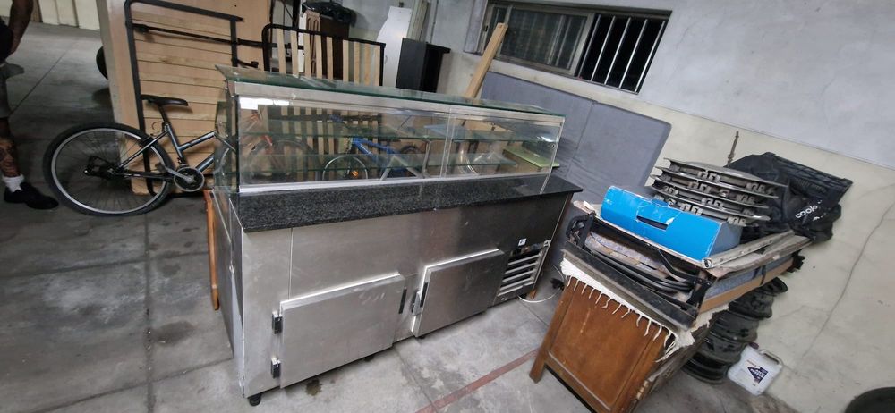 Balcao arca frigorifica a funcionar