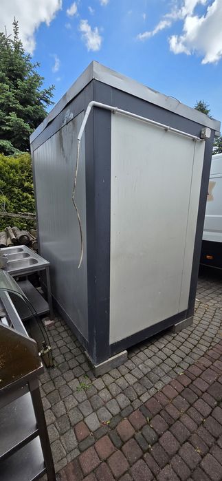 Kontener WC ubikacja toaleta budowa  dzialka