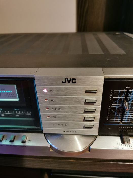 JVC JR-S401 monster receiver