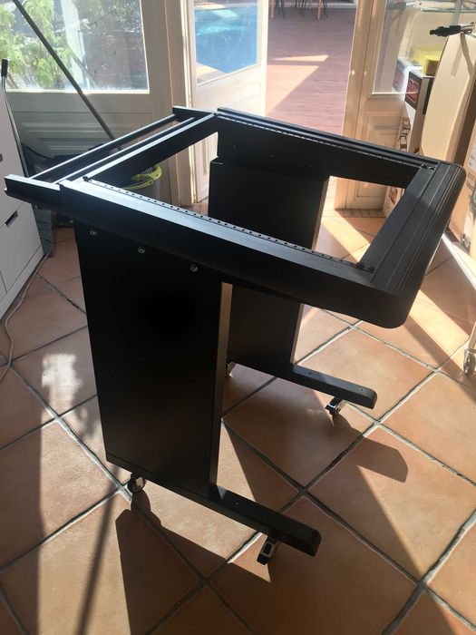 MACKIE Side Desk on wheels