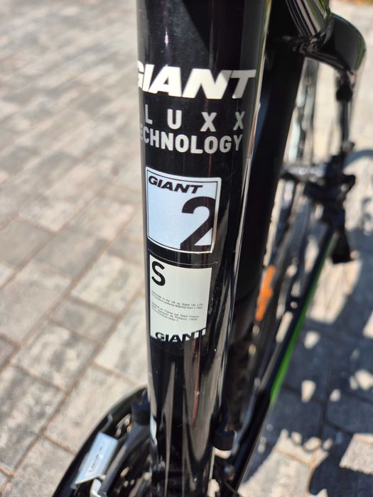 Giant Roam 2 – rama S, koła 28″, napęd Shimano 3×9