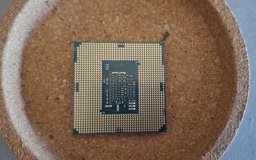 Intel Core i3-6100443225468809390081