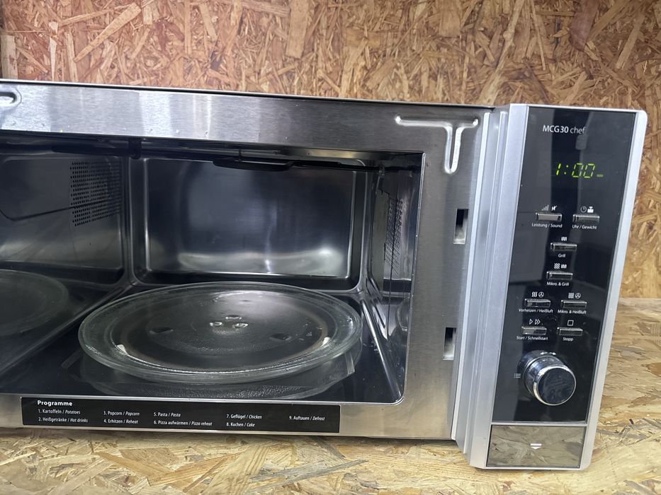 Мікрохвильова піч Caso