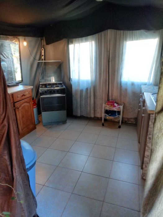 Oportunidade única! Caravana com tenda fixa, perto da praia Salgueiros