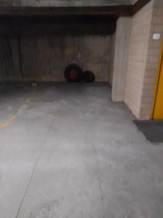 Aluga-se lugar de garagem. Póvoa de Varzim