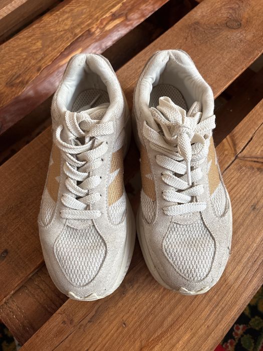 New Balance, Ню беленс. Оригінал