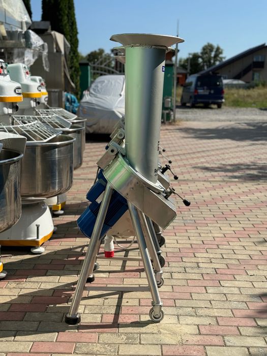 Млин для специй и панировочных сухарей из Германии JUNIOR