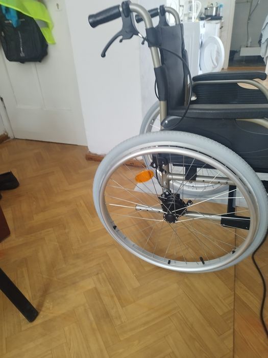 Wózek inwalidzki aluminiowy