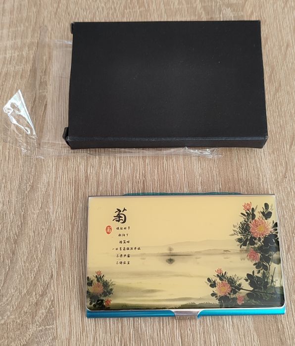 Wizytownik, etui - na karty kredytowe nowe !