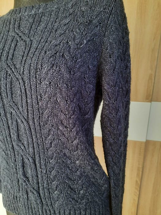 Sweter z warkoczami Massimo Dutti