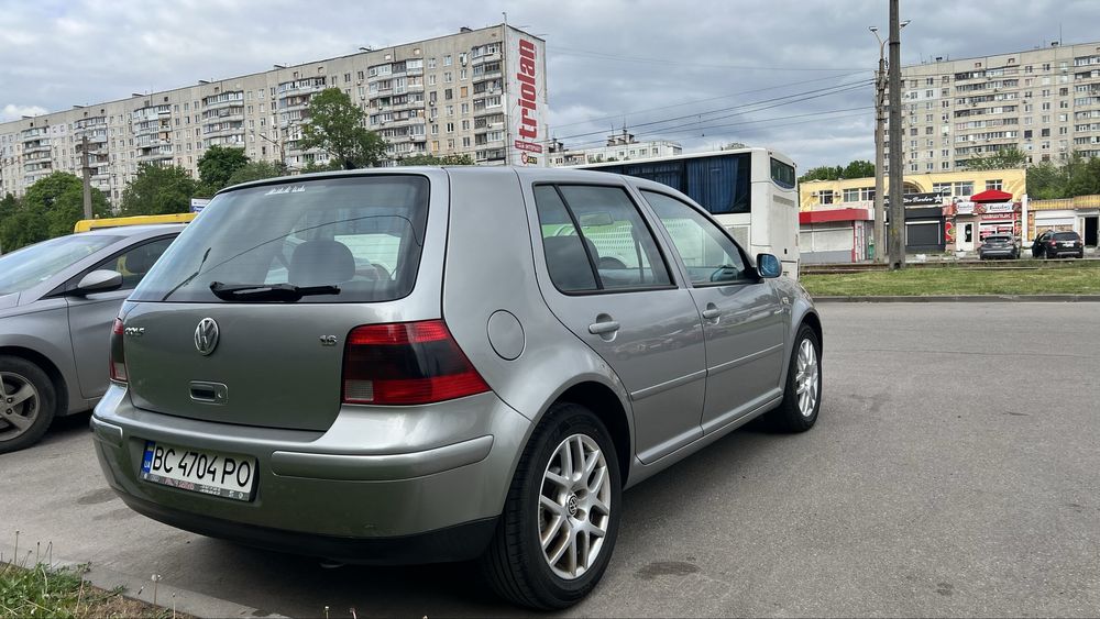 Volkswagen Golf 4 1.6 2003р