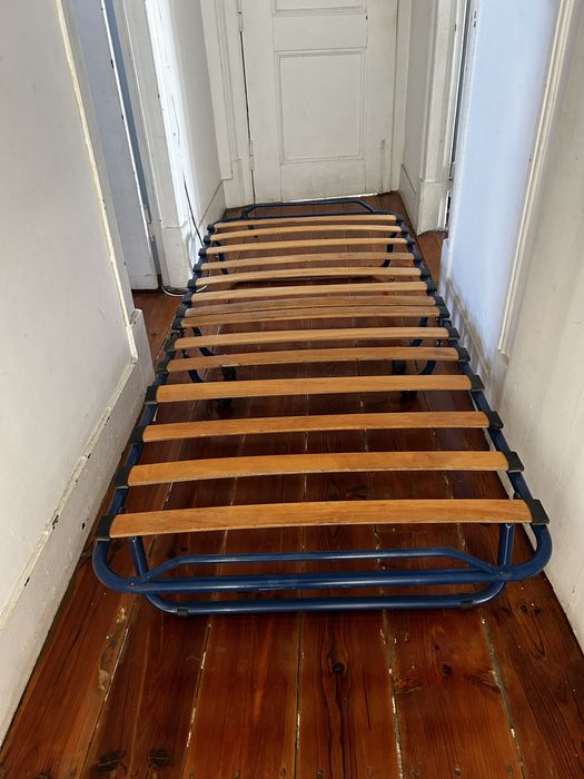 Cama de solteiro dobravel com colchao incluso