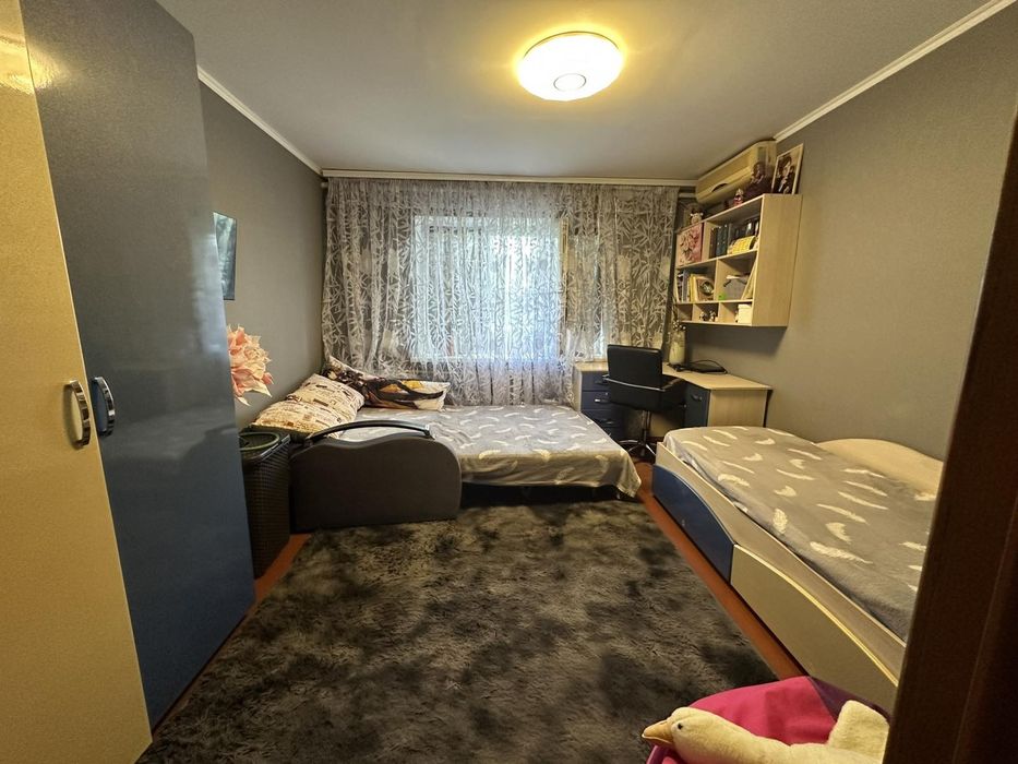 Продам малогабаритку на Алмазному 22500$