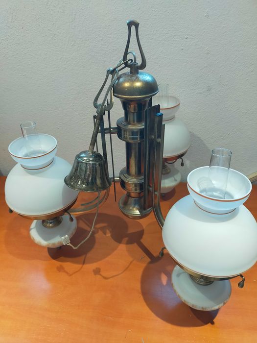 Classic-style lamp425034475488552962