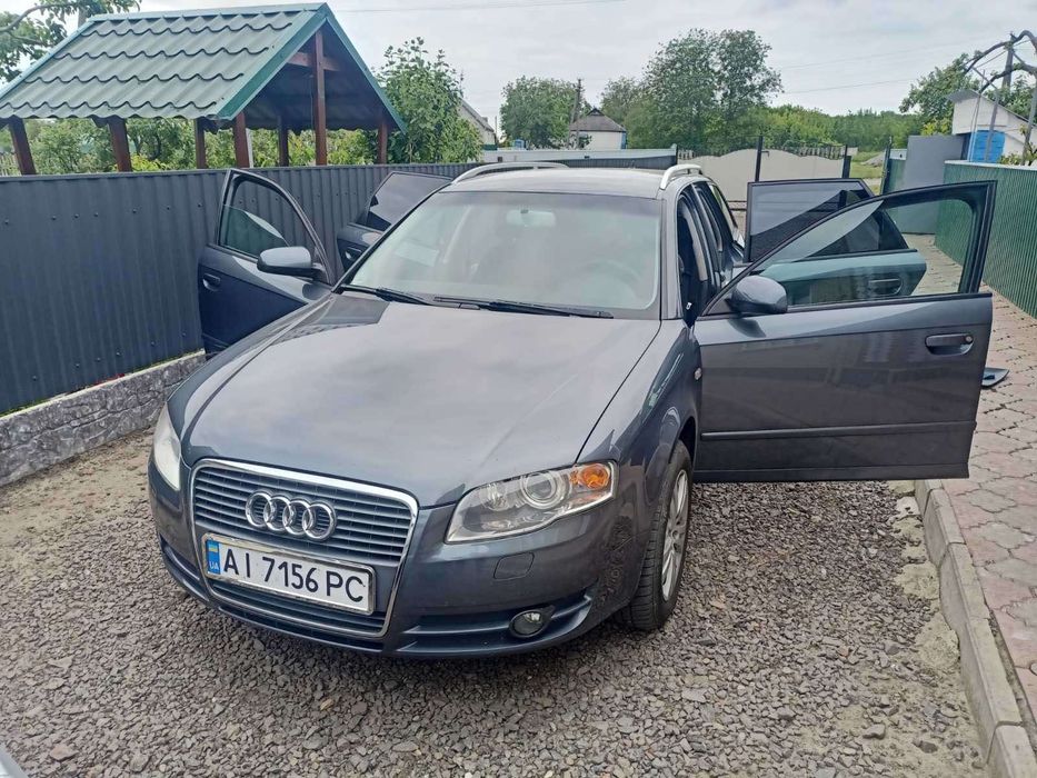 Audi a4b7  2.0 бензин