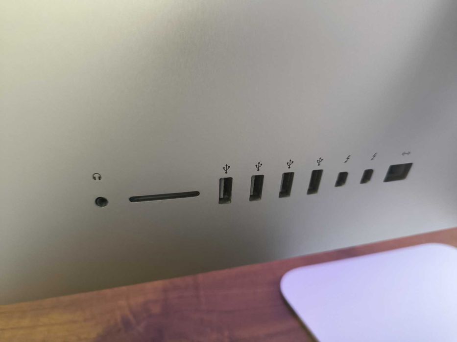 iMac Computer in Excellent Condition64738608112769123