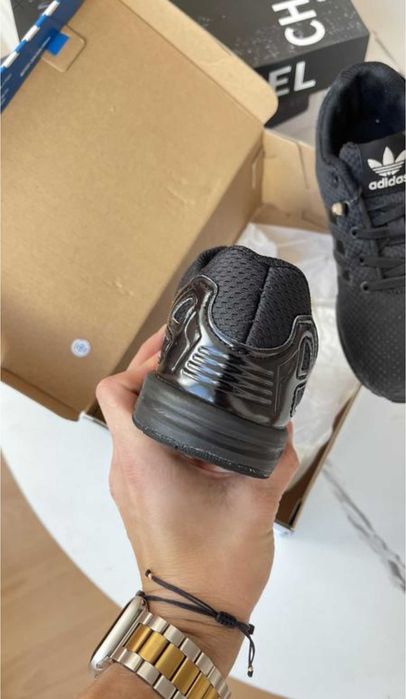 Adidas оригінал кросовки 33 розмір