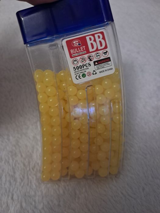 Żółte pomarańczowe kulki do zabawkowego pistoletu dla dzieci zabawki