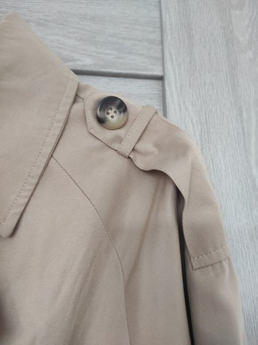 Krótki płaszcz Orsay rozm. 38