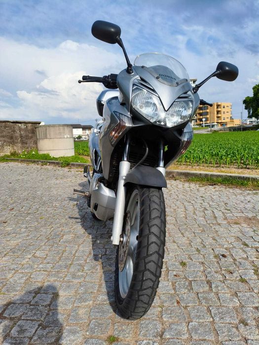 Honda Varadero 125 XL (2010) – Estado de Coleção – 17.163km