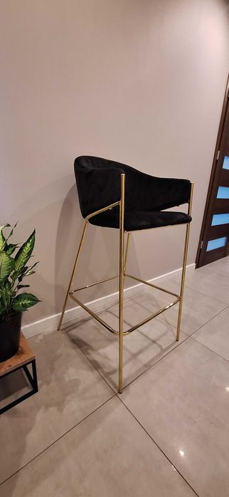 Sprzedam nowe dwa hokery