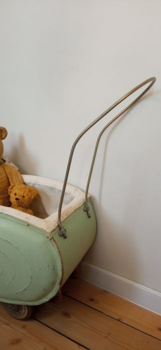 Przedwojenny kolekcjonerski duży wózek antyk dla lalek