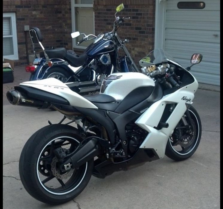 Розбираю Kawasaki zx6r 2007-2008
