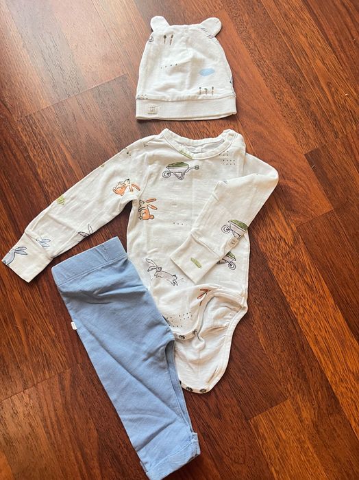 Набір дитячого одягу