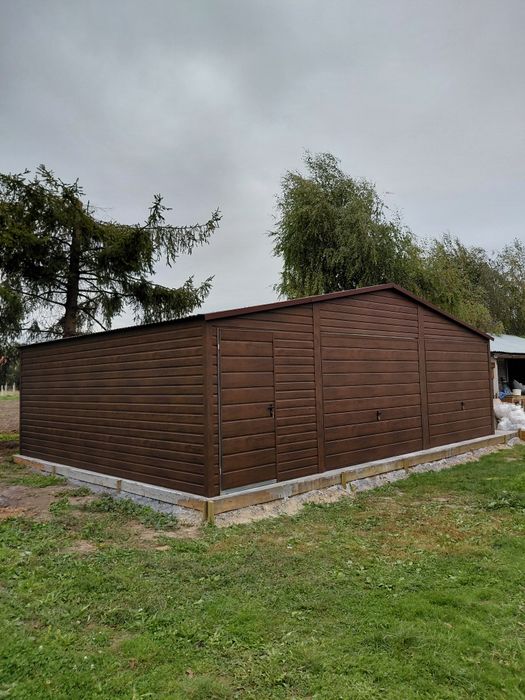 garaż blaszany blaszka drewnopodobny profil zamknięty