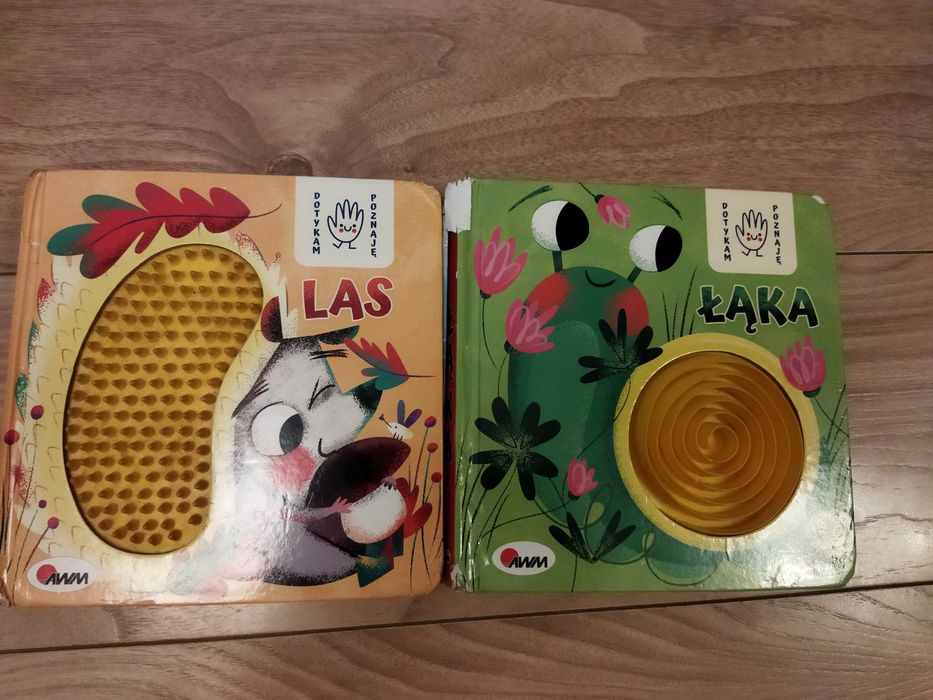 Książeczki sensoryczne z serii dotykam poznaję  Las i Łąka