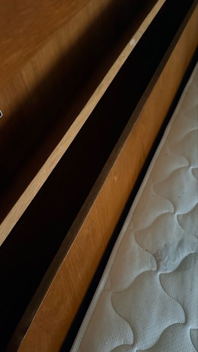 Продам двухспальную кровать