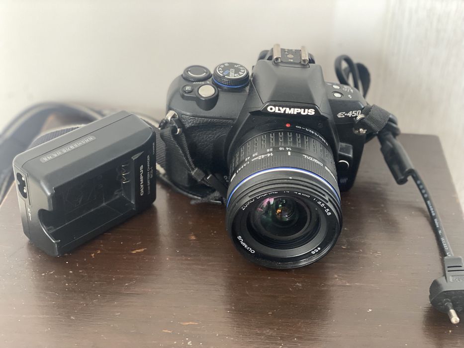 Aparat fotograficzny OLYMPUS