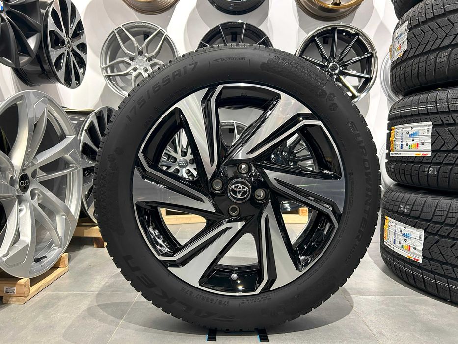 Oryginalne koła zimowe 17 4x100 ET40 54.1 Toyota AYGO X PW47-0H015