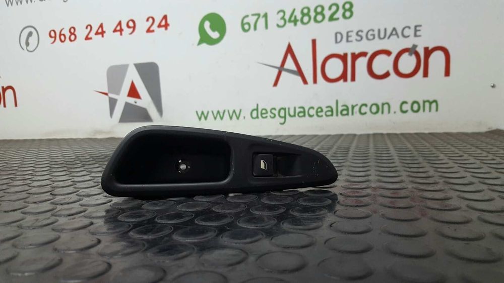 COMANDO DO ELEVADOR TRASEIRO DIREITO PEUGEOT 308 1.6 16V HDI