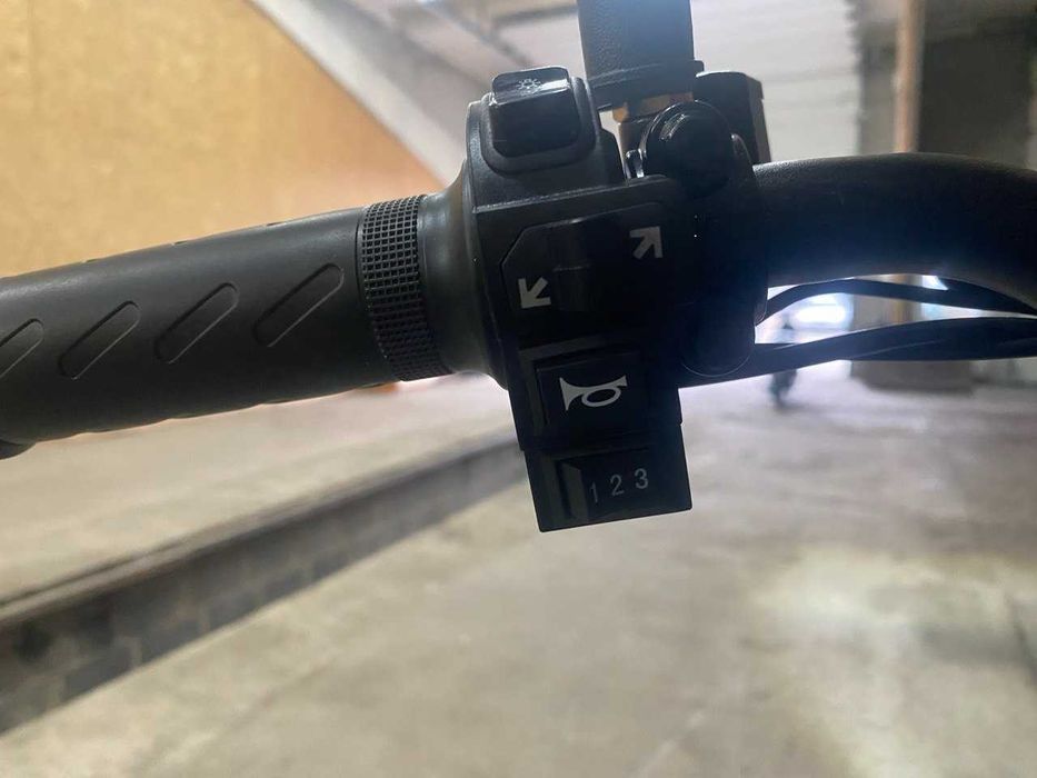 Електроскутер IDemo Lite Sonic Bl120-LFP