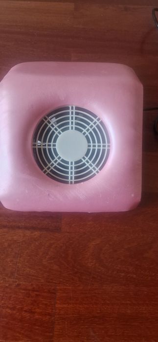 Aspirador de pó de unhas